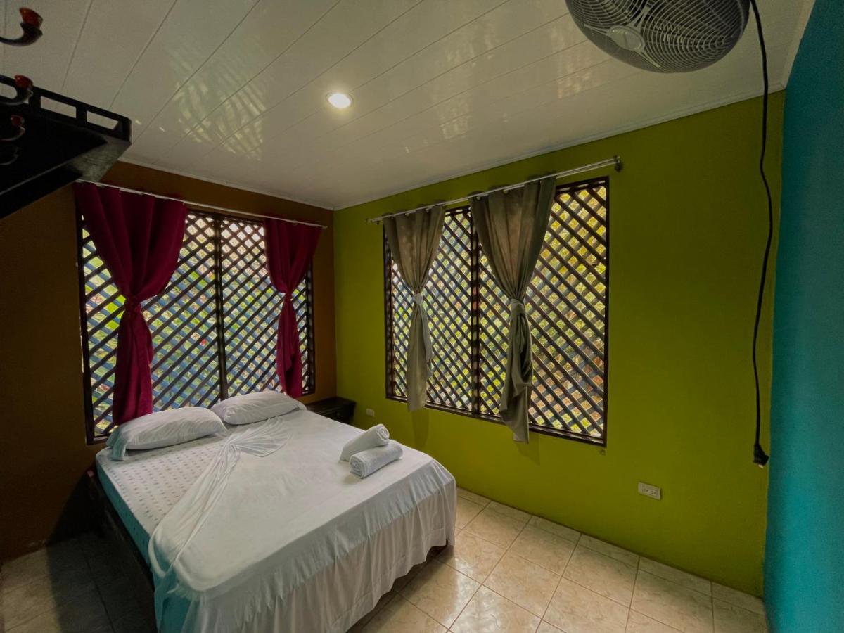 Los Amigos Jungle Hotel ตอร์ตูเกโร ภายนอก รูปภาพ